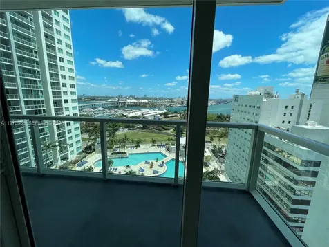 253 NE 2nd Street Miami FL 33132
