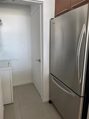253 NE 2nd Street Miami FL 33132