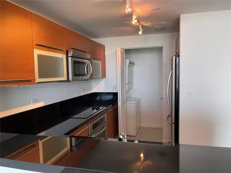 253 NE 2nd Street Miami FL 33132