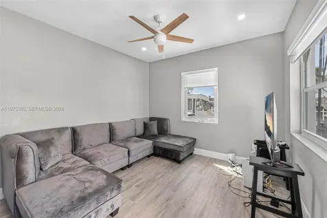3705 NW 35th Avenue Miami FL 33142