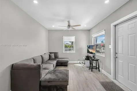 3705 NW 35th Avenue Miami FL 33142