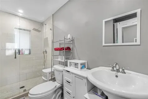 3705 NW 35th Avenue Miami FL 33142