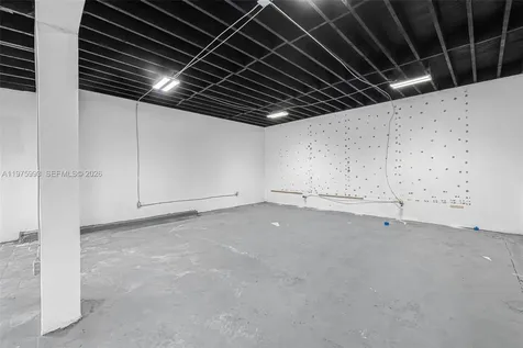 3705 NW 35th Avenue Miami FL 33142