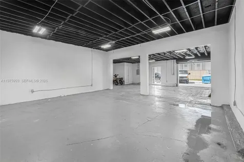 3705 NW 35th Avenue Miami FL 33142