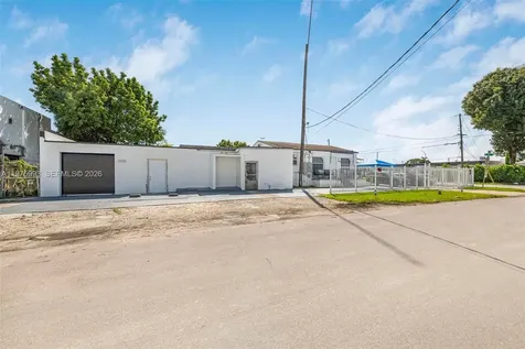 3705 NW 35th Avenue Miami FL 33142