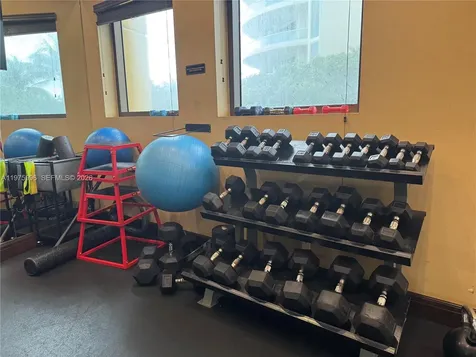 16275 Collins Avenue Sunny Isles Beach FL 33160