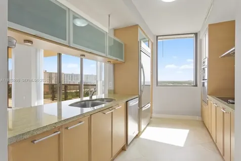 16275 Collins Avenue Sunny Isles Beach FL 33160