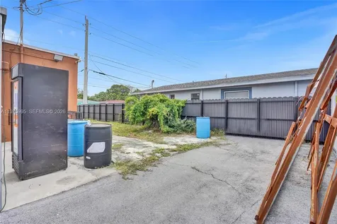 5595 NW 17th Avenue Miami FL 33142
