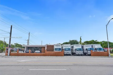 5595 NW 17th Avenue Miami FL 33142