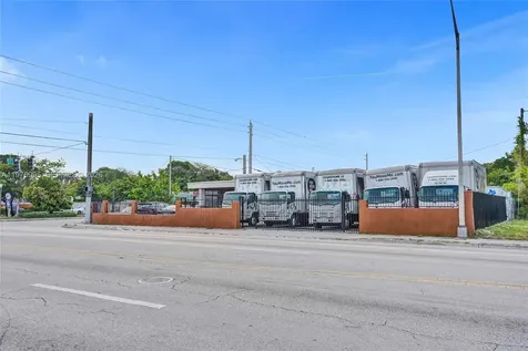 5595 NW 17th Avenue Miami FL 33142