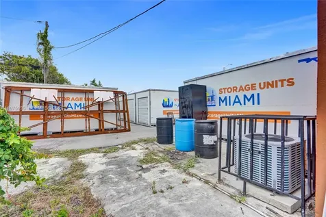 5595 NW 17th Avenue Miami FL 33142