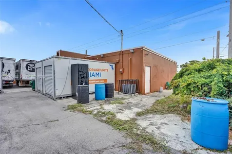 5595 NW 17th Avenue Miami FL 33142