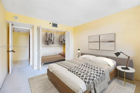 170 Ocean Lane Drive Key Biscayne FL 33149