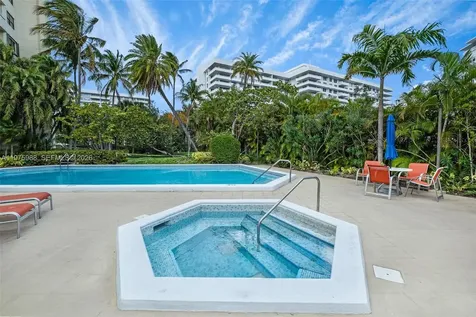 170 Ocean Lane Drive Key Biscayne FL 33149