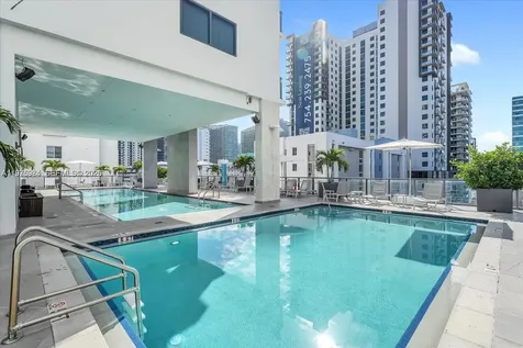 229 SW 9th Street Miami FL 33130