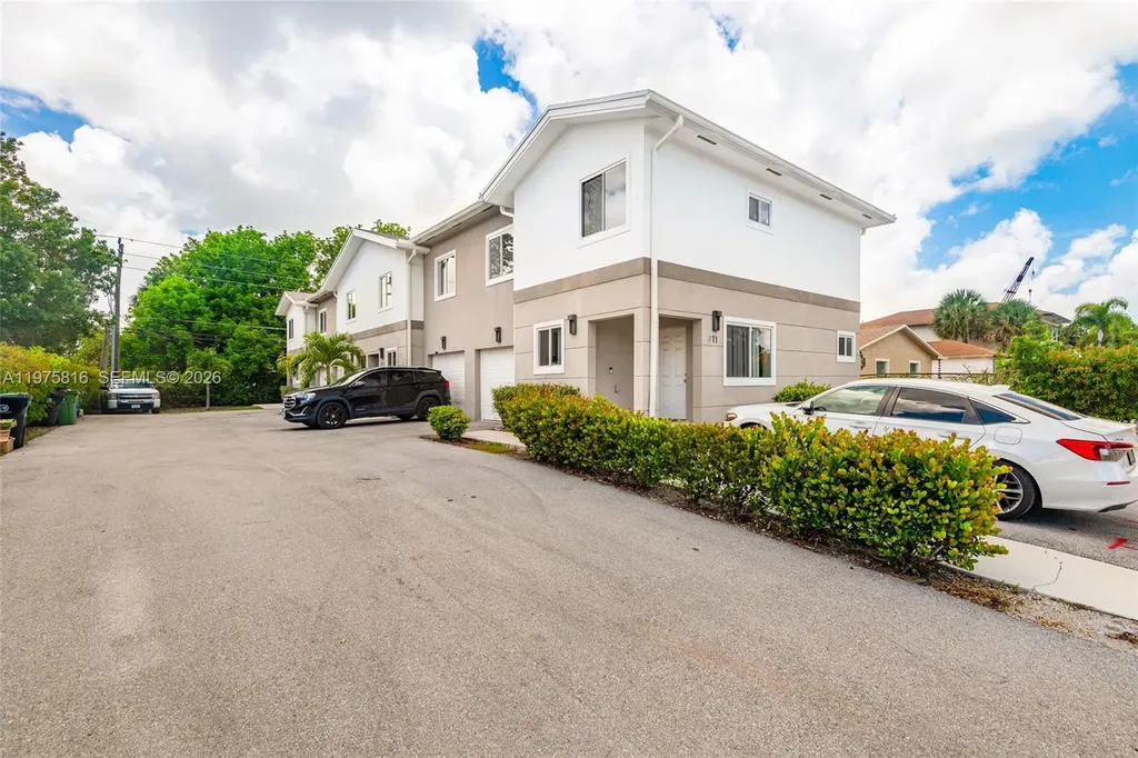 815 NW 3rd Avenue Fort Lauderdale FL 33311
