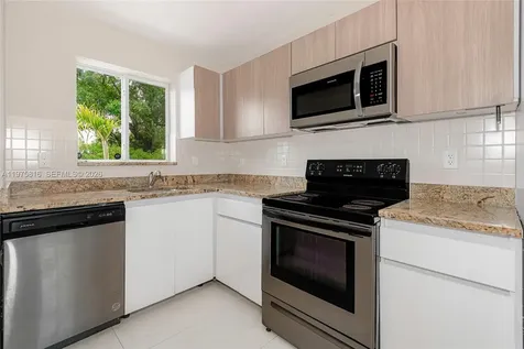 815 NW 3rd Avenue Fort Lauderdale FL 33311