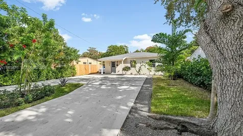 1628 NW 5th Avenue Fort Lauderdale FL 33311