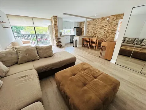 17021 N Bay Road Sunny Isles Beach FL 33160