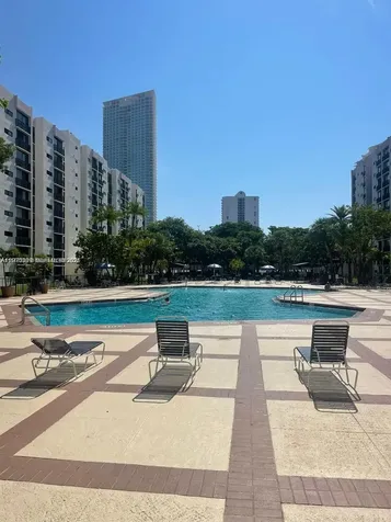 17021 N Bay Road Sunny Isles Beach FL 33160