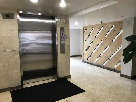 17021 N Bay Road Sunny Isles Beach FL 33160