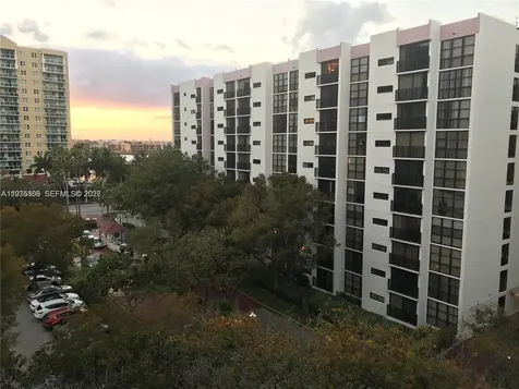 17021 N Bay Road Sunny Isles Beach FL 33160