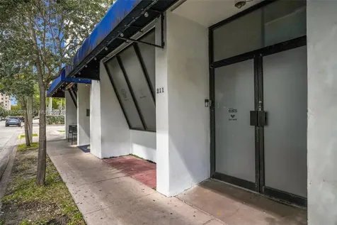 1930 Ponce De Leon Boulevard Coral Gables FL 33134