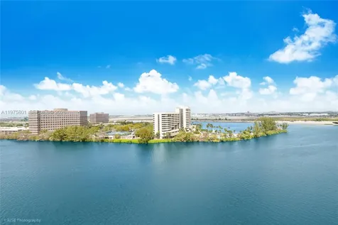 5099 NW 7th Street Miami FL 33126