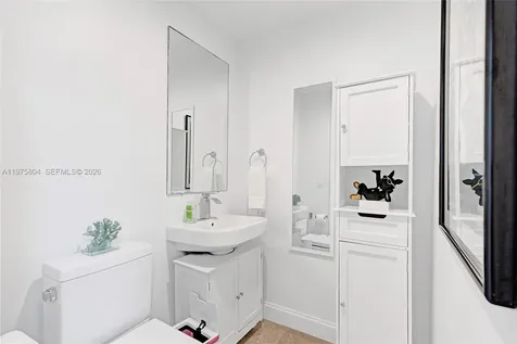 3330 NE 190th Street Aventura FL 33180