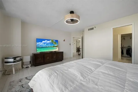 19101 NE 36th Court Aventura FL 33180