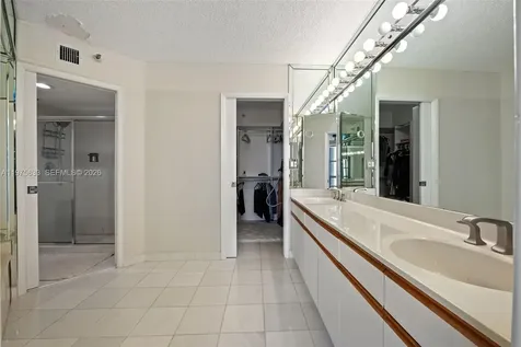 19101 NE 36th Court Aventura FL 33180
