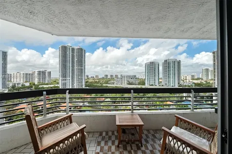 19101 NE 36th Court Aventura FL 33180