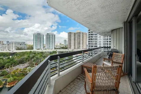19101 NE 36th Court Aventura FL 33180