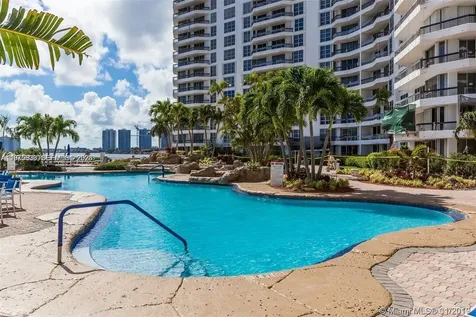 19101 NE 36th Court Aventura FL 33180