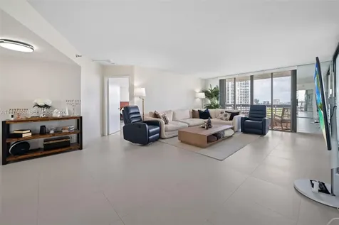 19101 NE 36th Court Aventura FL 33180