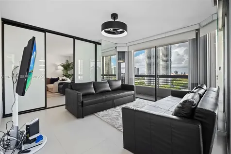 19101 NE 36th Court Aventura FL 33180