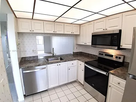 2635 NW 104th Avenue Sunrise FL 33322
