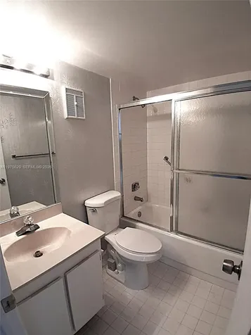 2635 NW 104th Avenue Sunrise FL 33322