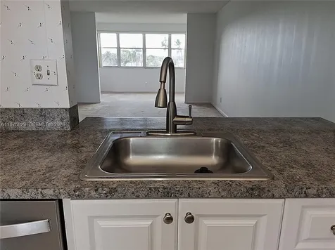 2635 NW 104th Avenue Sunrise FL 33322