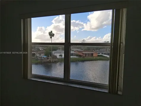 2635 NW 104th Avenue Sunrise FL 33322