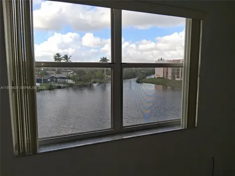 2635 NW 104th Avenue Sunrise FL 33322