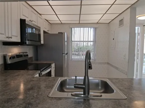 2635 NW 104th Avenue Sunrise FL 33322
