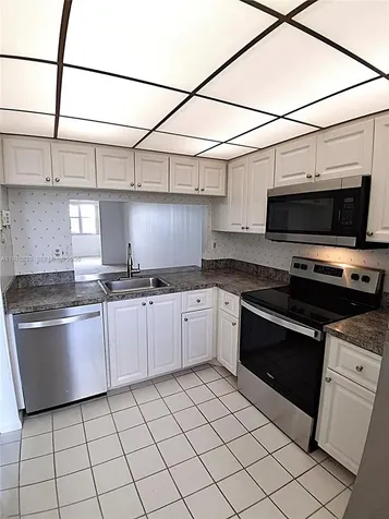 2635 NW 104th Avenue Sunrise FL 33322