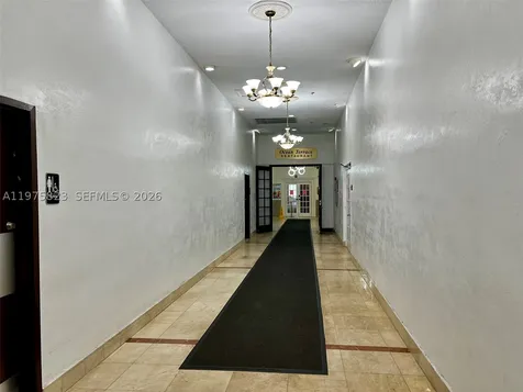 19201 Collins Avenue Sunny Isles Beach FL 33160
