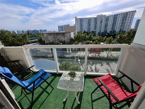 19201 Collins Avenue Sunny Isles Beach FL 33160