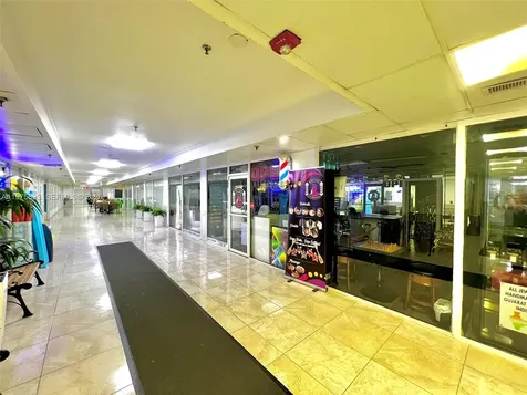 19201 Collins Avenue Sunny Isles Beach FL 33160