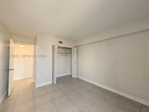 3300 NE 191st Street Aventura FL 33180