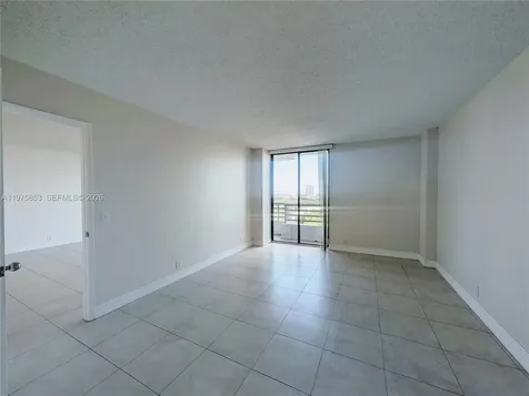 3300 NE 191st Street Aventura FL 33180