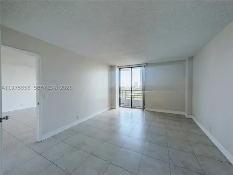 3300 NE 191st Street Aventura FL 33180