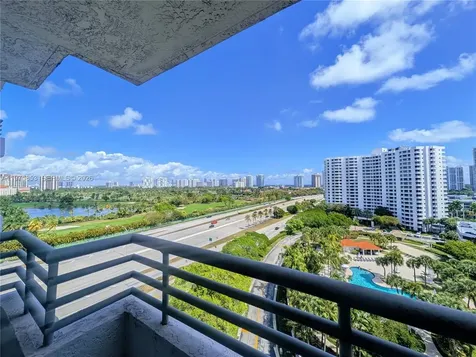 3300 NE 191st Street Aventura FL 33180